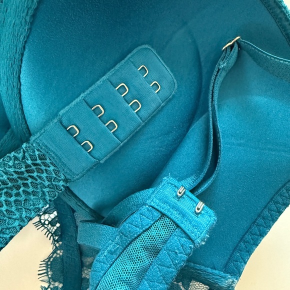 VS Lace Rhinestone Push Up Bra Bombshell Blue 34C Adds 2 Cup Sizes Padded - Picture 8 of 8